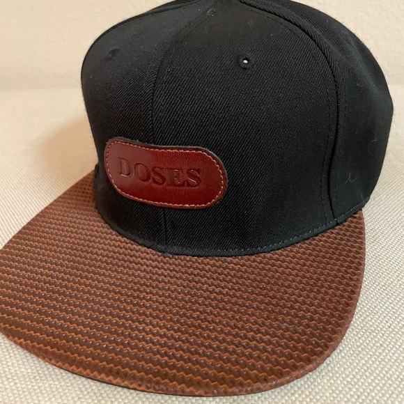 Daily Doses Carbon Leather Strapback - Picture 6 of 10